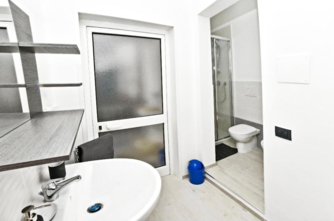 Borgo 98 Guest House Matrimoniale Con Bagno Privato Livorno Eksteriør billede
